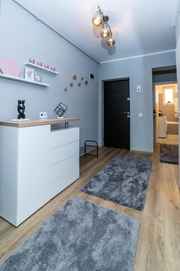 Apartament Luxury Miruna Apartment Rîşnov Ngoại thất bức ảnh